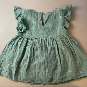 Cat & Jack Flutter Ruffle Sleeve Floral Embroidered Blouse Size M (7/8)